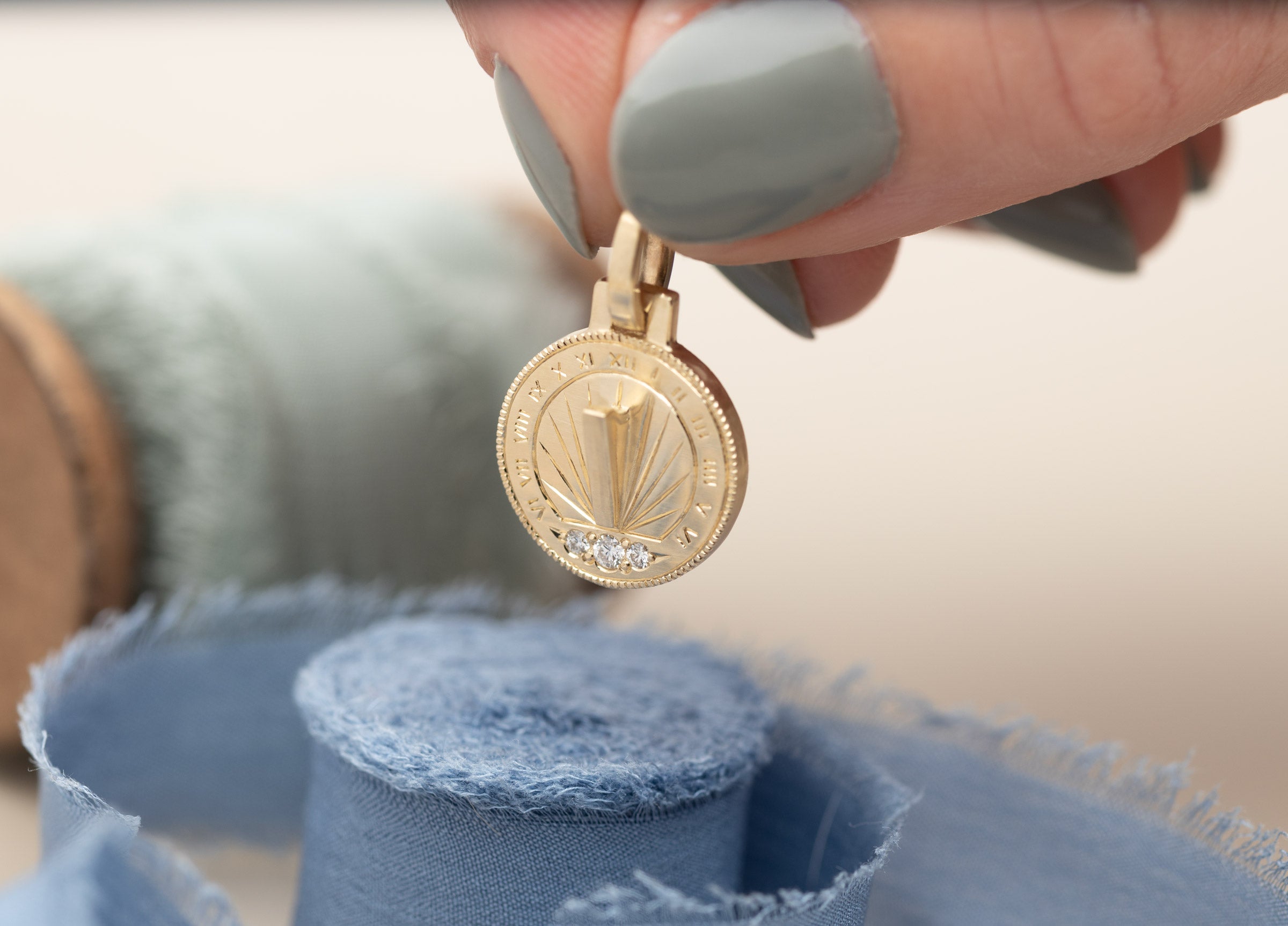 Grand Sundial Pendant