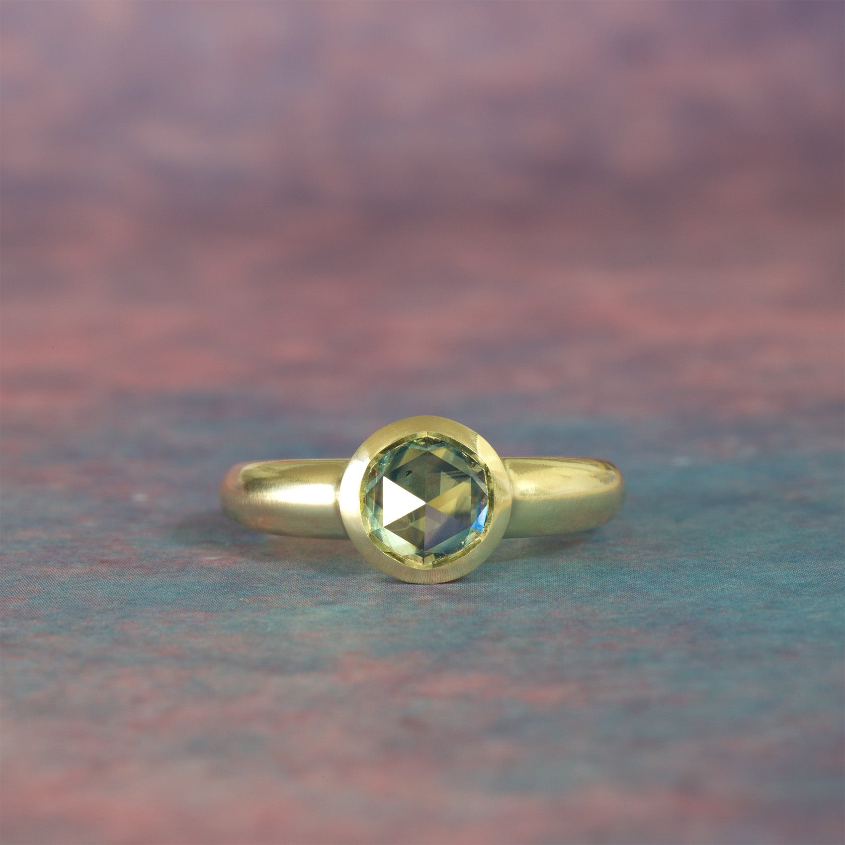 Low Tide Wide Solitaire 1.25ct. Montana Sapphire
